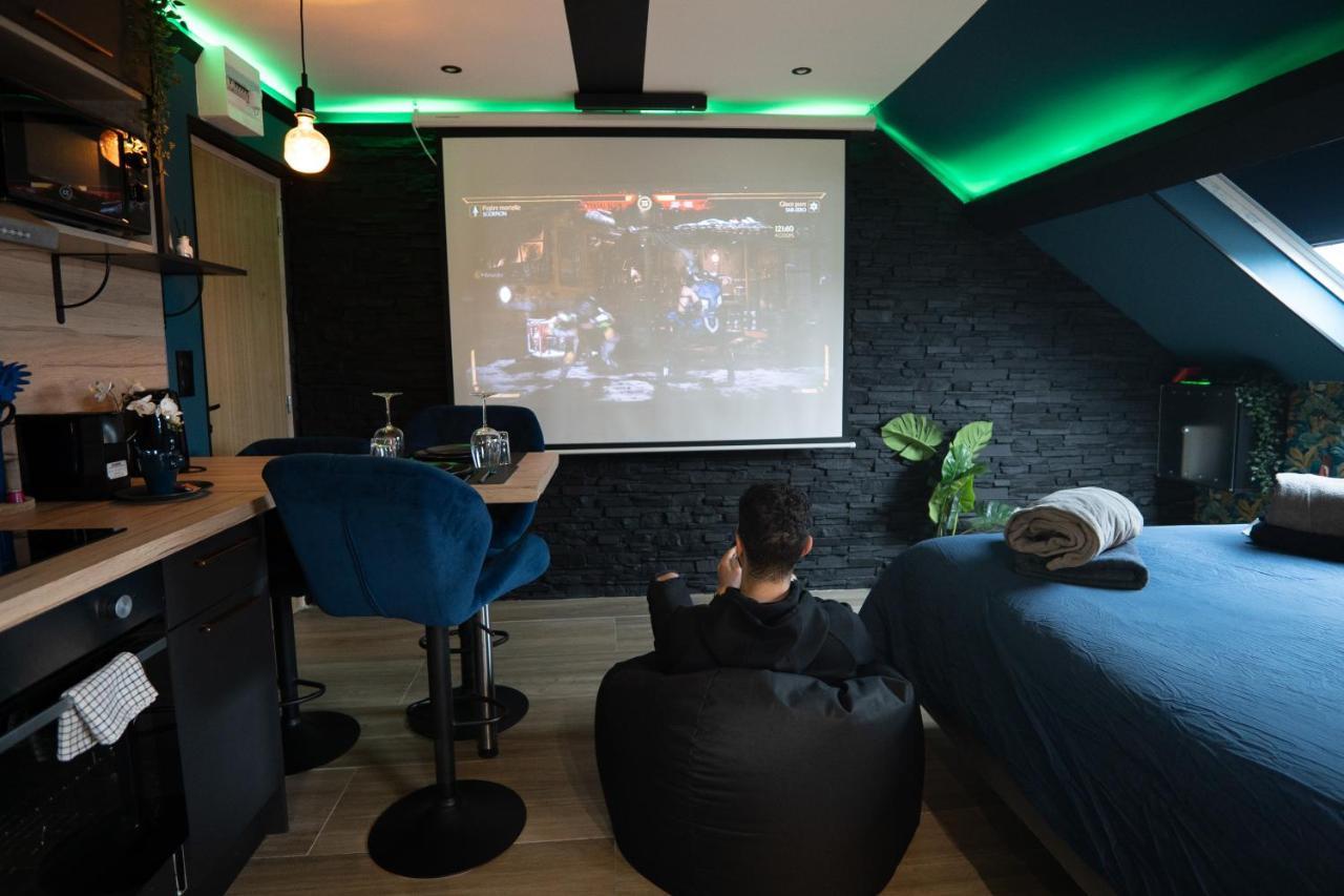 Capsule Color Deluxe Balneo I Ecran Home Cinema I Console De Jeux Trith-Saint-Leger Экстерьер фото