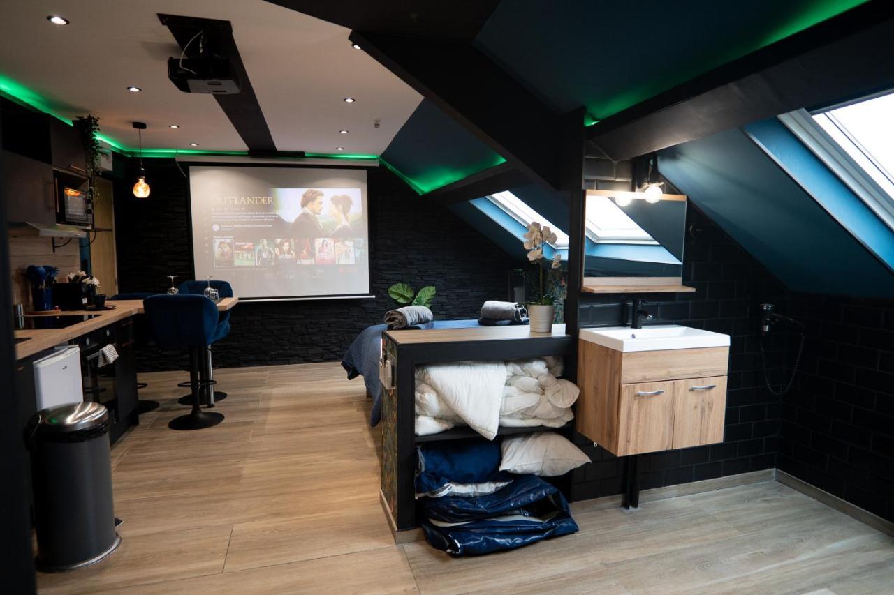 Capsule Color Deluxe Balneo I Ecran Home Cinema I Console De Jeux Trith-Saint-Leger Экстерьер фото